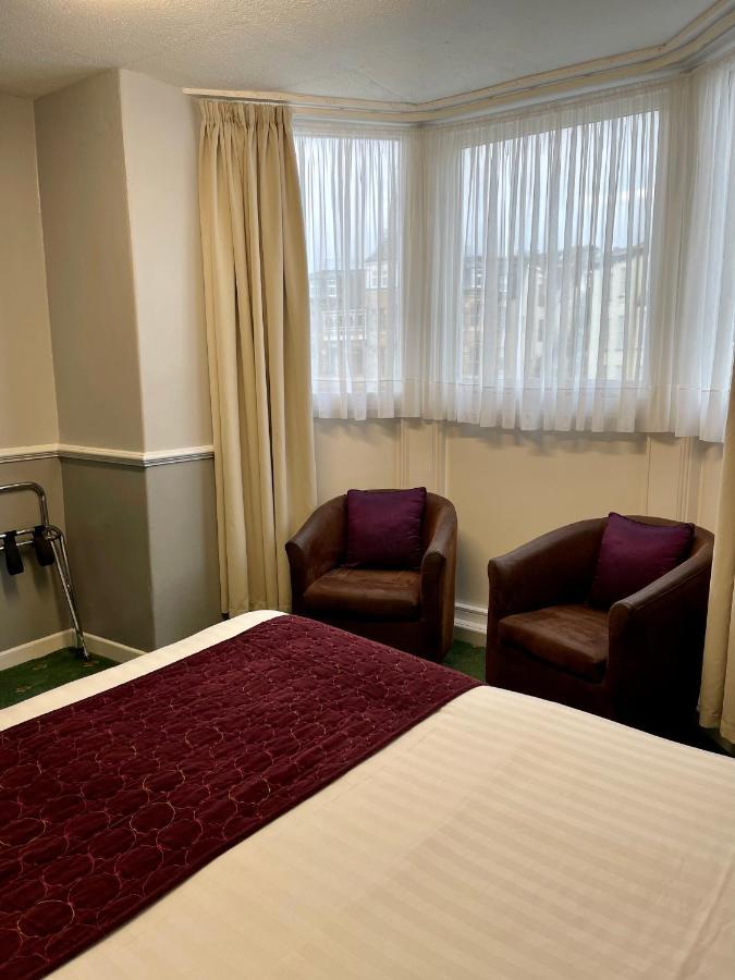 Palm Court B&B Ilfracombe Bagian luar foto