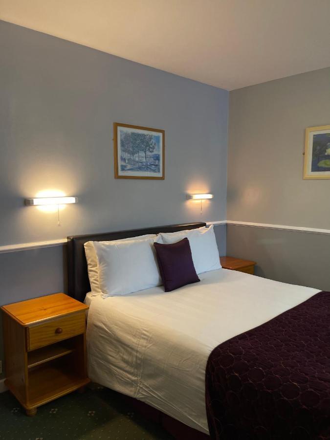 Palm Court B&B Ilfracombe Bagian luar foto