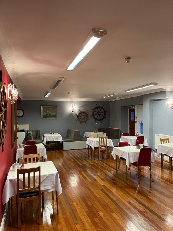 Palm Court B&B Ilfracombe Bagian luar foto
