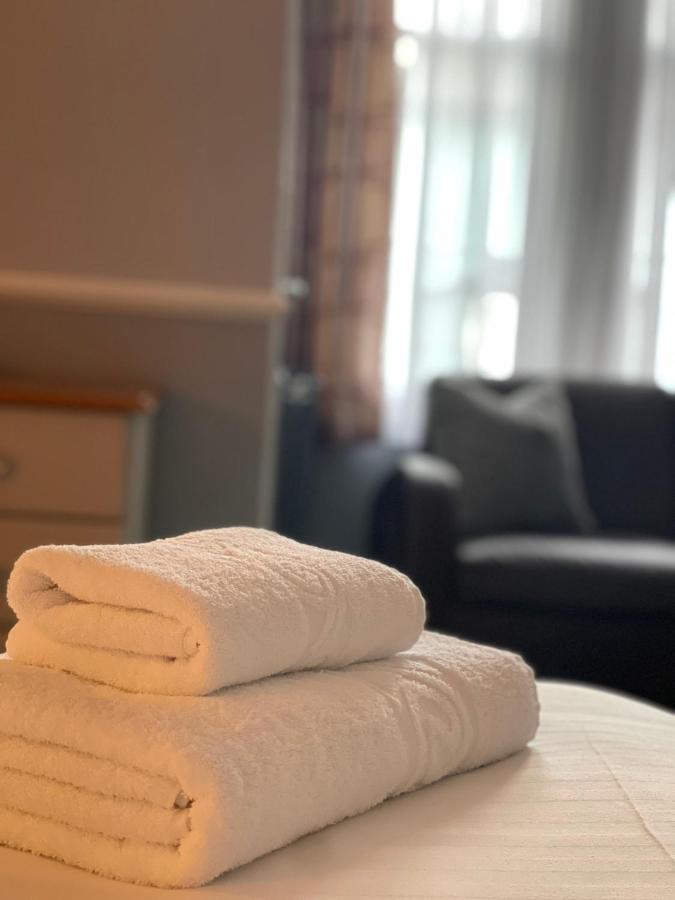 Palm Court B&B Ilfracombe Bagian luar foto