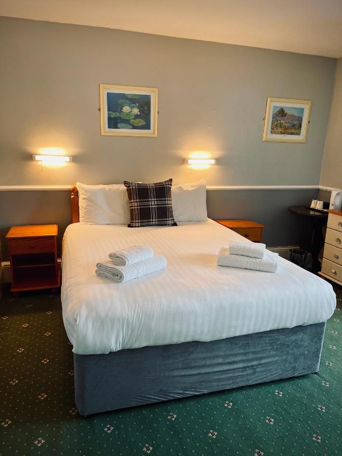 Palm Court B&B Ilfracombe Bagian luar foto