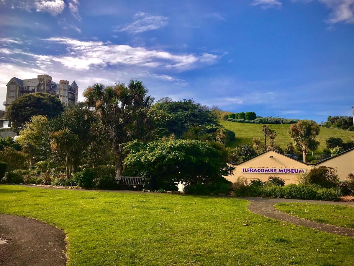 Palm Court B&B Ilfracombe Bagian luar foto